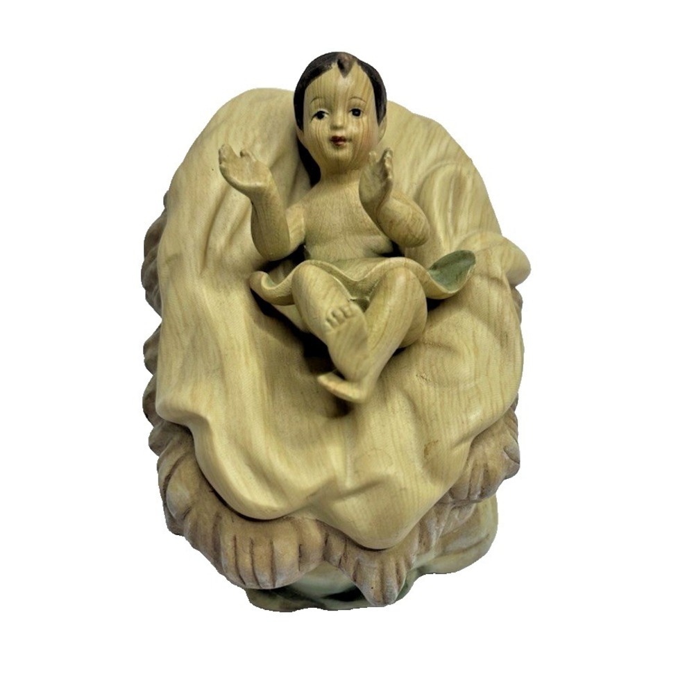 Sams Club Members mark Baby Jesus Replacement From Nativity Set